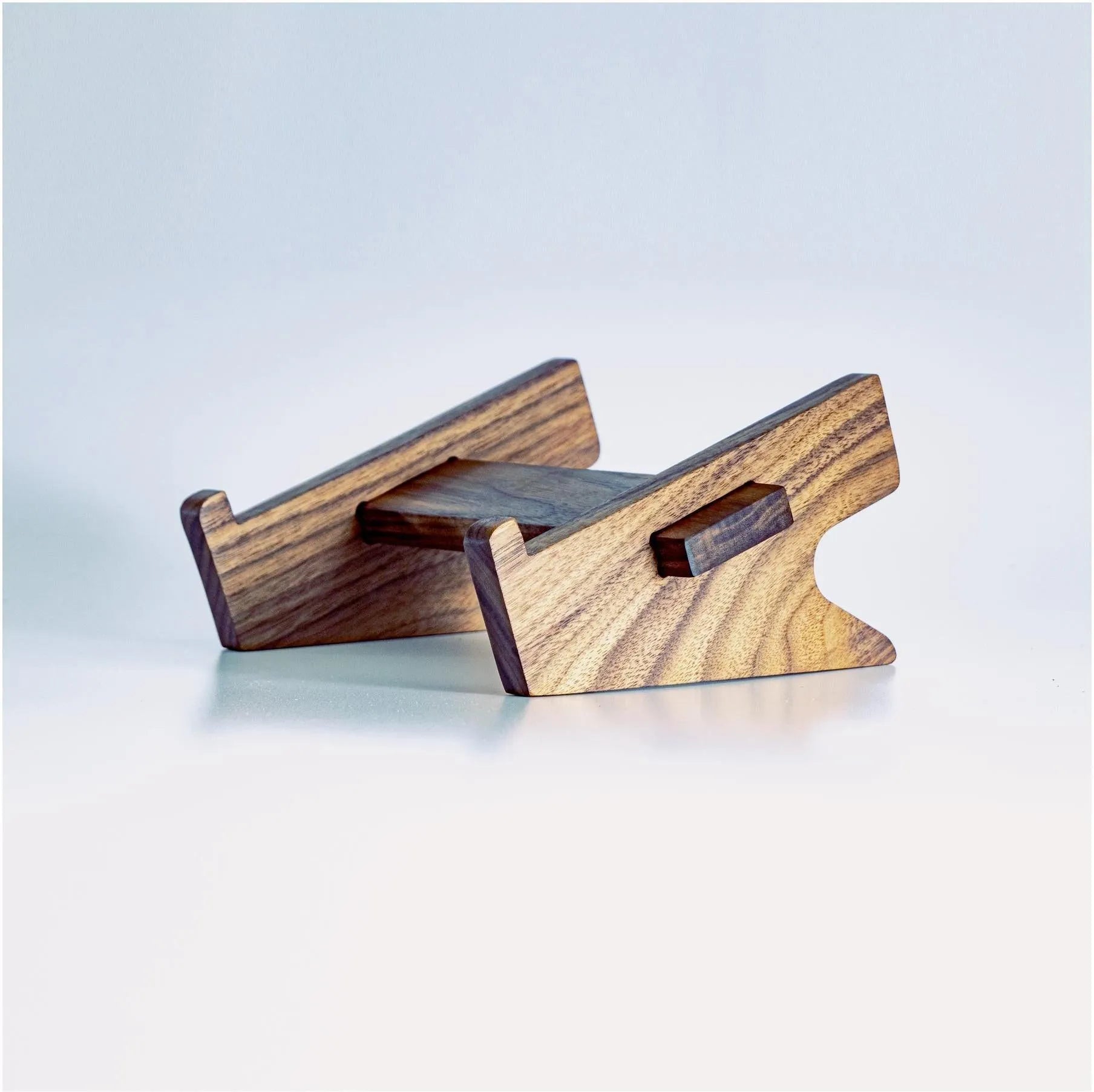 Small adjustable stand